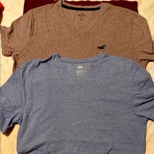 H&M and Hollister Short Sleeve Tees Casual Essential
